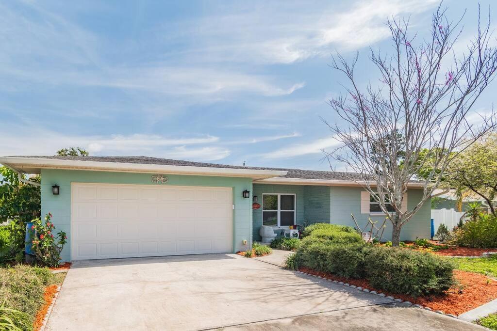 Вилла Casabetty Clearwater Florida Экстерьер фото