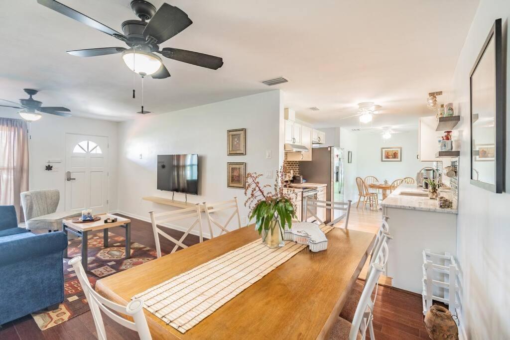 Вилла Casabetty Clearwater Florida Экстерьер фото